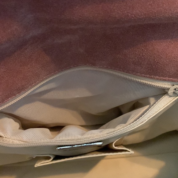 Dusty Pink Stuart Weitzman Shearling Bag. 12” X 7” X 4” - Picture 12 of 13